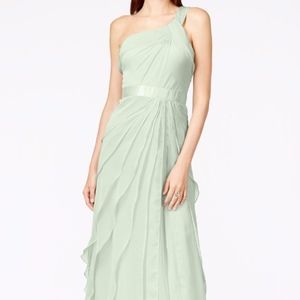 ADRIANA PAPELL Mint Chiffon One-Shoulder Gown